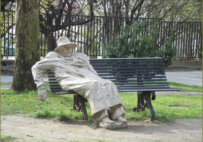 Sajnos - mintegy húszéves áldásos ténykedés után - nem tudni miért, de megszűnt.