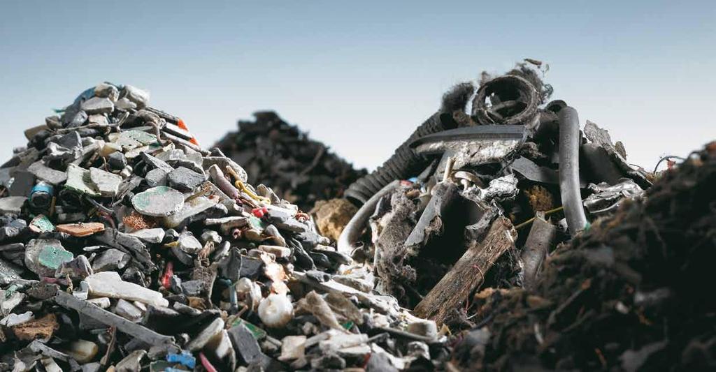 2.4. SHREDDER MARADVÁNY Az Európai Unióban 8-9 millió tonna tömegű roncsjármű kerül ki a forgalomból.