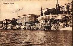 Pola, Monument of