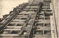 Paris, La Rue du Calvaire
