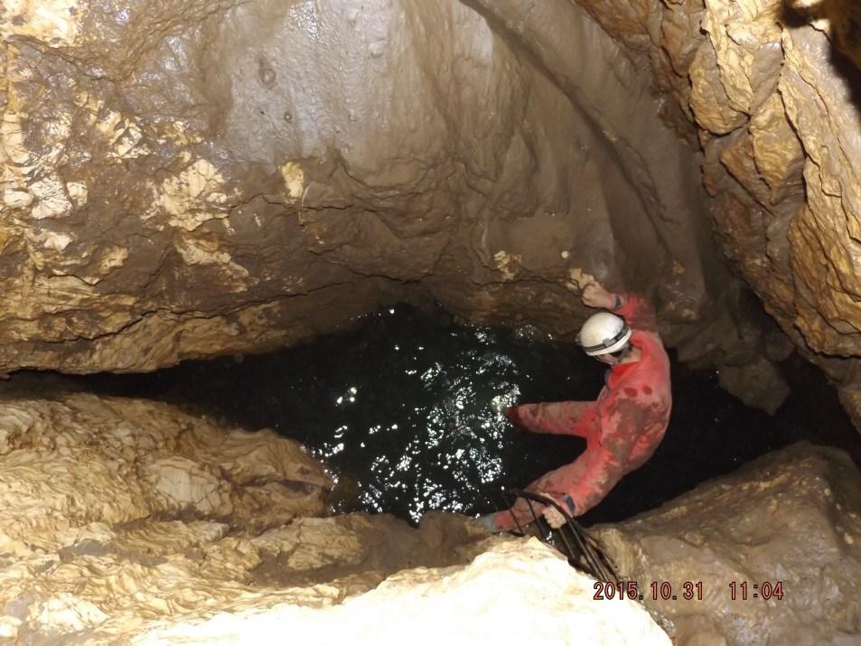 BARLANGI KUTATÁSI ZÁRÓJELENTÉS 2016 A VÉRTES-HEGYSÉGI CSÓKA-HEGY TÉRSÉGÉBEN TALÁLHATÓ