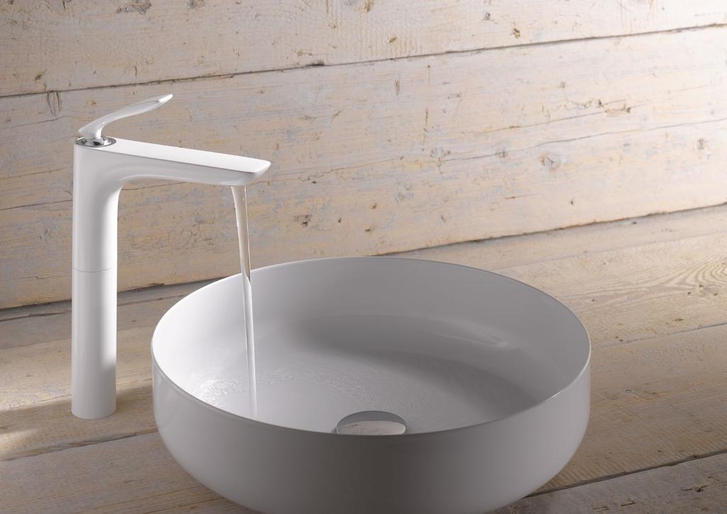 KLUDI BALANCE WHITE Vakító fehérség prémium minőségben A KLUDI BALANCE WHITE a stílus új dimenzióját fedezi fel: a felületet.