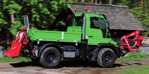 (UNIMOG kivitel) hidraulikus, saját felszerelés