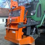 nyitható tolólappal 8 UNIMOG/FORST-MOG: rádiós csörlő