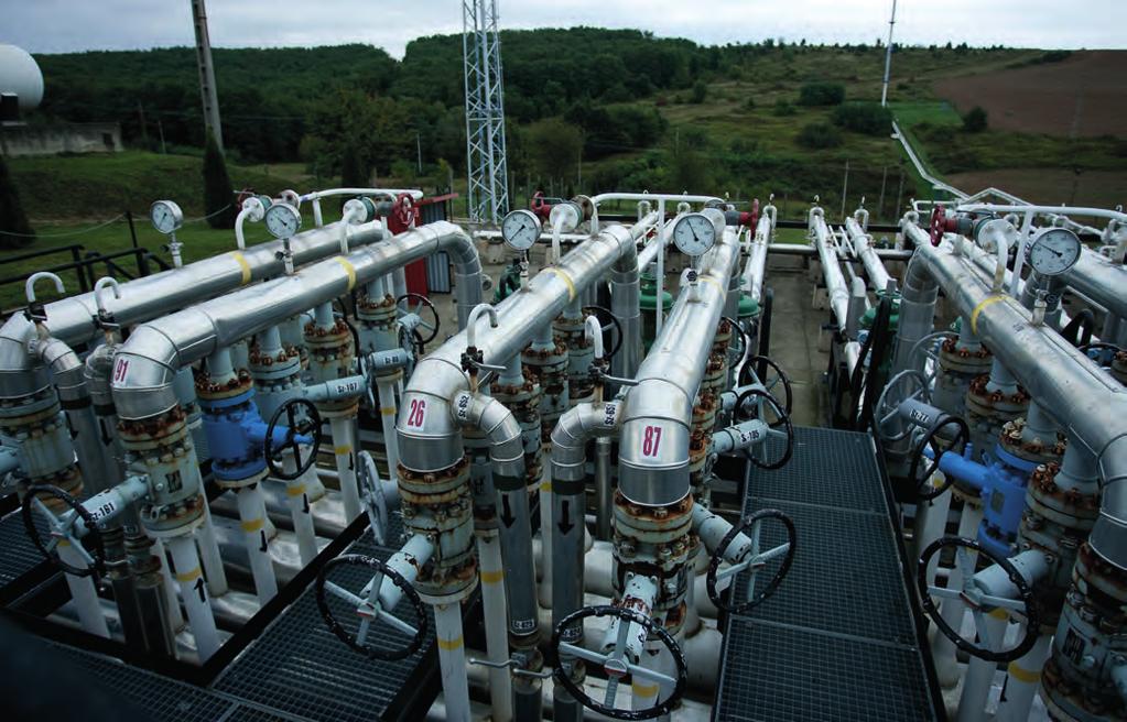 FÖLDGÁZSZÁLLÍTÁS ÉS -TÁROLÁS 2 NATURAL GAS TRANSMISSION AND STORAGE 2.