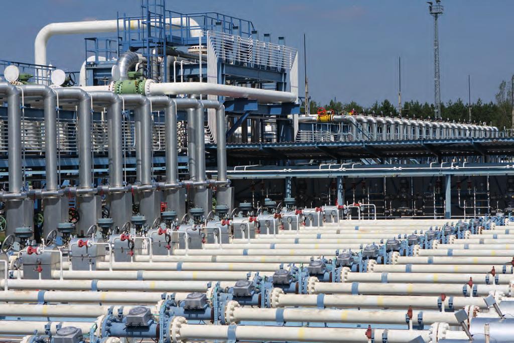 FÖLDGÁZSZÁLLÍTÁS ÉS -TÁROLÁS 2 NATURAL GAS TRANSMISSION AND STORAGE 2.