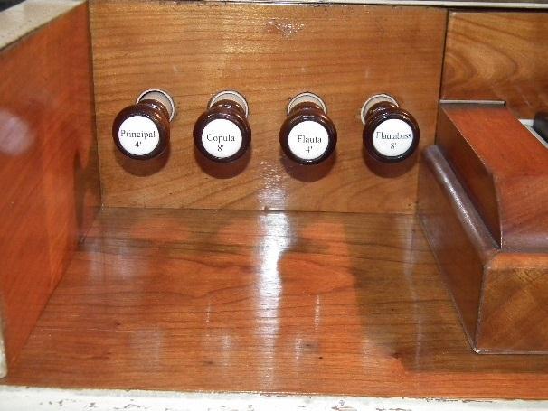 bontott Peppert-féle bőrlencsés, rézvinklikre cseréltük - a pedál számára új mechanikavinkliket készítettük - a vinklitőkéket kitisztítottuk, a tengelyeket újakra