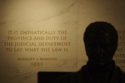 II.2. Az alkotmánybíráskodás létrejötte az USA-ban John Marshall, Marbury versus Madison (1803) It is emphatically the province