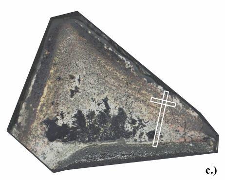 2.2.fejezet): az alapmátrixban (Al 2 O 3 ) acélbezáródásokat, vas-oxidot, kalcium-aluminátot (összetétel: 7.3. táblázat) és hercynit (FeAl 2 O 4 ) (7.4. táblázat) zárványokat találtunk.