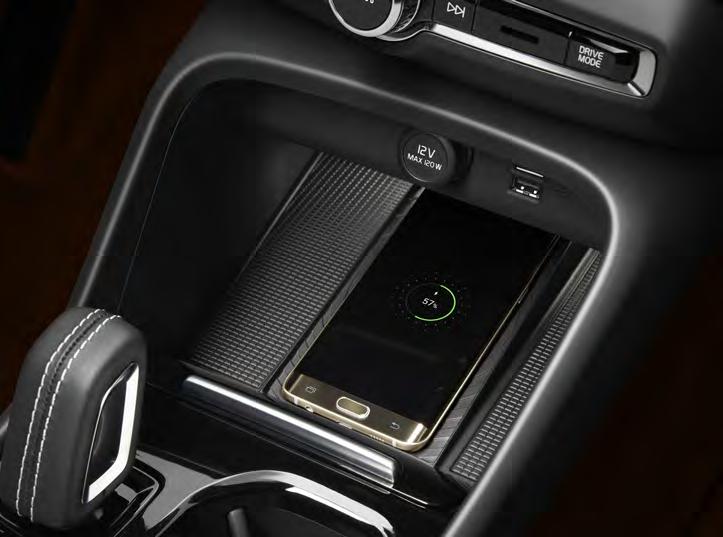 A Volvo által kifejlesztett Air Woofer Technology ugyanis lehetővé teszi, hogy a mélysugárzókat ne az ajtókban, hanem a műszerfal mögött helyezzék el, ami jóval nagyobb helyet enged a