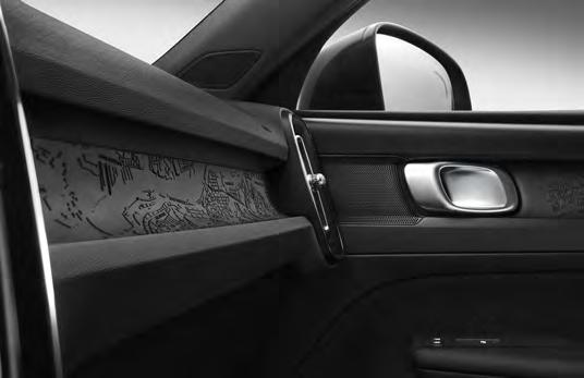 XC40 ÉS XC40 MOMENTUM 71 Az XC40 Momentum utastere textil/műbőr kárpittal, konkáv Urban Grid