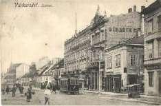 tér este.