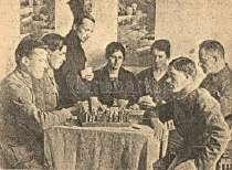 men playing 1000 23029.