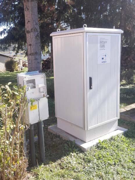 rejthetők a kerítésfalakban.