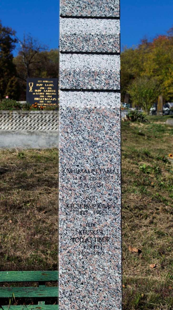 Nagybarca bemutatása 11 Temető A templomon kívül a másik szakrális tér, mely a településképre hatást gyakorol a temető.