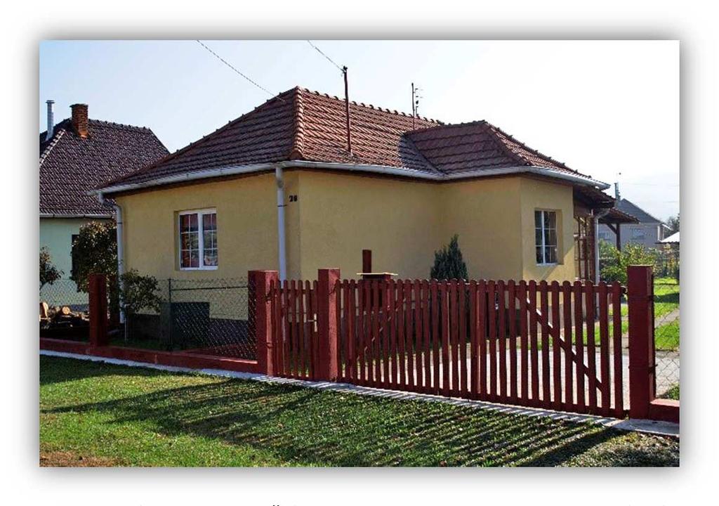 A meglévő állapot feltérképezése nem korlátozódhat kizárólag a saját ingatlanunk területére, mivel a közvetlen környezetet, illetve tágabb kitekintésben a település(rész)i adottságokat is kötelező