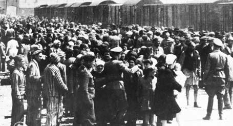 szeptemberi dél-erdélyi benyomulását követôen végrehajtott zsidóellenes akciók is növelték.
