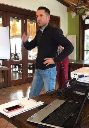 Slijedilo je predavanje o korisnosti korištenja Webshopa koje je održao dr. Albert Keresztényi, senior manager.
