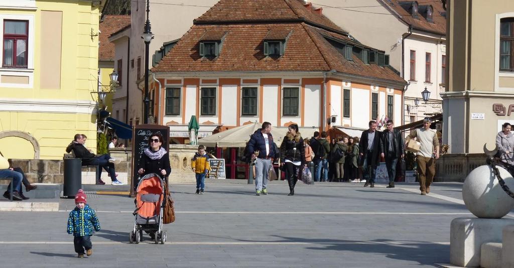 JÖVŐKÉP Eger a minőség városa 2030-ban Eger térségének gazdasági, közösségi szolgáltató központja, mely tovább erősíti központi szerepét, elsődlegesen a helyi gazdaságára, épített, táji, természeti