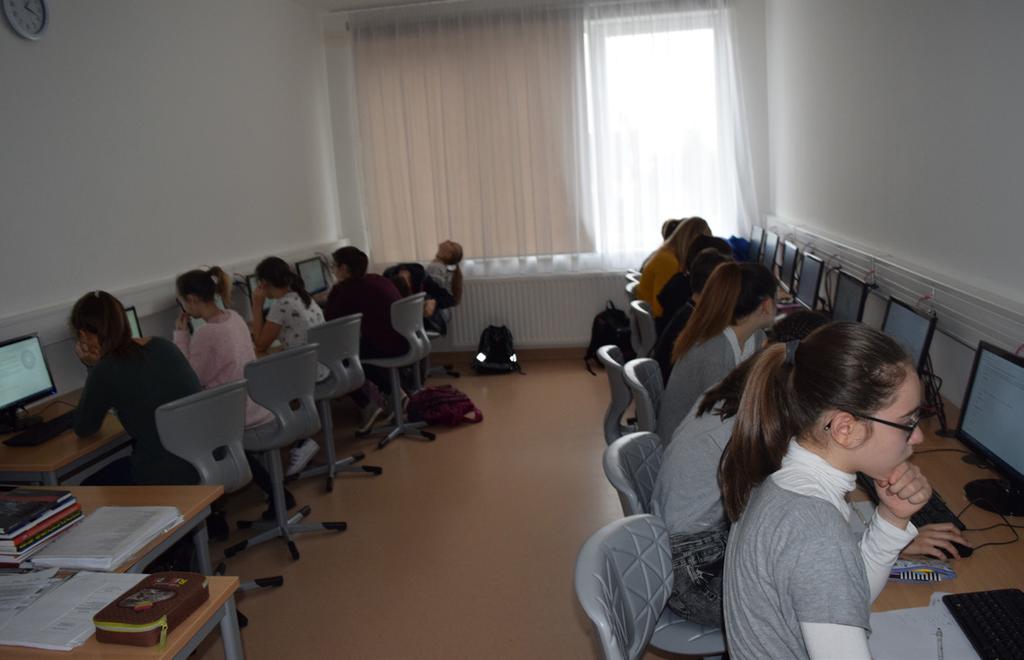 informatika népszerűsítése és érdekességeinek megismertetése.