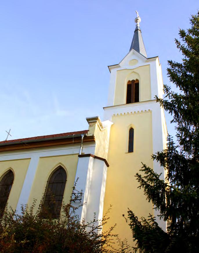 10 Örökségünk ÖRÖKSÉGÜNK 3 Borzavár római katolikus temploma a település meghatározó építménye. Az első templomot 1776-ban a hívek építik, Szent Péter és Pál tiszteletére.