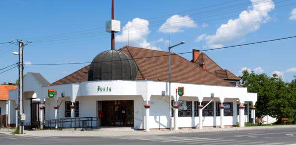 Az ott dolgozó munkatársak a 22 év alatt néhányszor ugyan cserélődtek, de mindegyikük hamar megismerkedett az edelényi emberek hétköznapjaival és vásárlási szokásaival.
