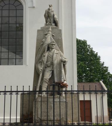 I-II.VILÁGHÁBORÚS MŰEMLÉK (1) A védelem indoklása: emlékmű (2) fotódokumentáció: (3) a