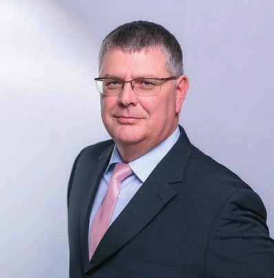 BEKÖSZÖNTŐ 03 Harsányi Zsolt tulajdonos-ügyvezető KEDVES OLVASÓ! TISZTELT PARTNERÜNK! Jó évet zárt a mezőgazdaság és a növénytermesztés.
