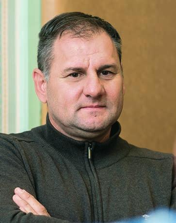 Vetőmag-borsót régóta termesztünk, de sajnos az éghajlatváltozás miatt öt évből egyszer nyereséges a termesztése. Most a takarmányborsót próbáljuk, mert kellene előveteménynek.