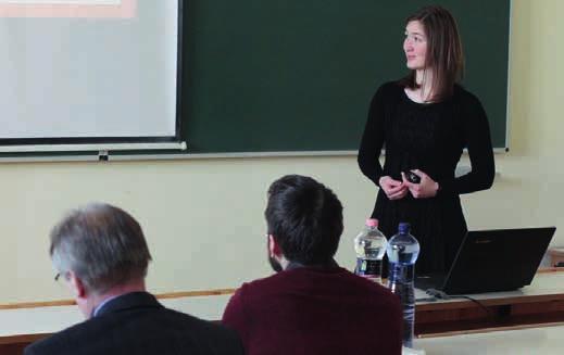 A döntőn közel 200 tanuló vesz részt a különböző kategóriákban. A gyakorlati részben hagyományosan egy titrálást kell elvégezniük a versenyzőknek.