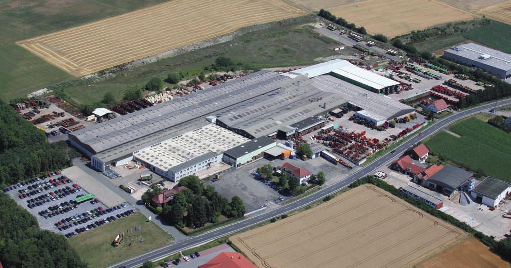 A Strautmann cég központja Bad Laer-ben www.strautmann.hu A Strautmann gépek gyártója az alsószászországi B. Strautmann & Söhne GmbH u. Co. KG egy 3.
