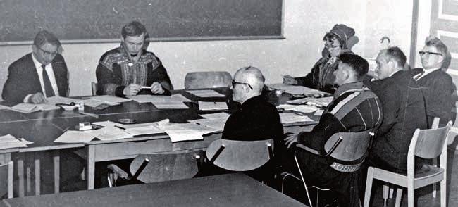 Norgga Sámiid Riik kasearvvi (NSR) vuođđudančoahkkin Guovdageainnus 1968 Dađistaga vuođđuduvvojedje báikkálaš searvvit: Kárášjohkii jagi 1959, Guovdageidnui 1963 ja Detnui ja Porsáŋgui moadde jagi