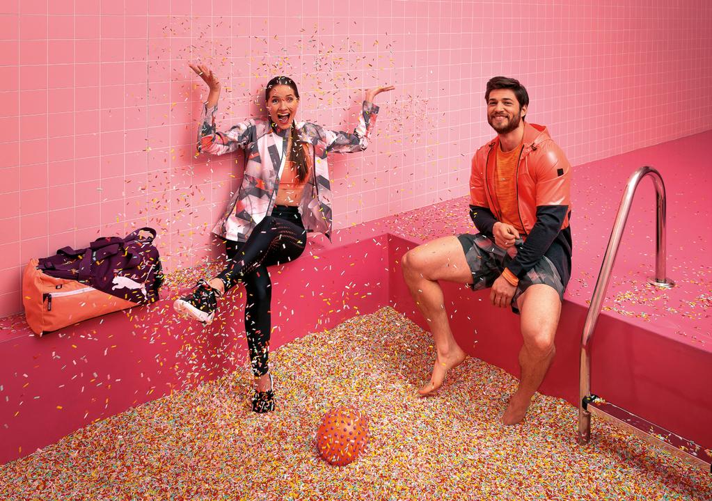 Női sport ruházat Sportház Outlet Under Armour - Felső 18.893.- Ft, Top 7.693.- Ft Nadrág 32.893.- Ft, Cipő 27.993.- Ft Puma sport táska Multileder 9.990.