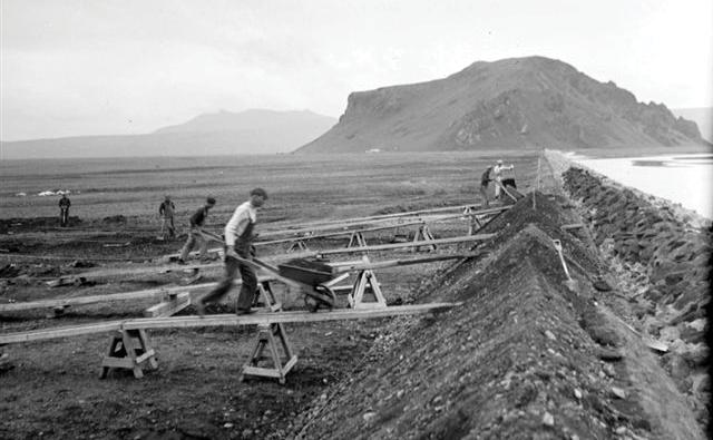 Aldarafmælivarnargarða tveimur á Austurlandi. Flest voru verkefnin á Norðurlandi eystra eða 24.