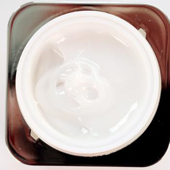 BABYBOOMER WHITE BUILDER GEL Már 50ml-es kiszerelésben is!