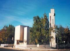 Csak ő az én kősziklám és szabadítóm, erős váram, nem ingadozom sokáig (Zsolt. 62,3) Zenés áhítat Kézműves foglalkozás az ifi s évnyitón Hírek Filmklub október 18-án 17 órakor.