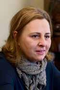 Interjúnkban erről is kérdezte Pásztor Andrea Berg Judit ismert mesekönyvírót, aki a Hírös Agórában tartott nemrég előadást Könyvek vagy kütyük címmel.