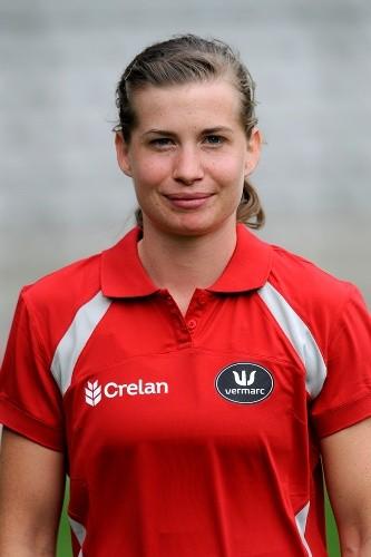 48 Final: Sunday 17/08, 15.42 Hanne Claes Place & date of birth: 04/08/1991 in Hasselt Place of issue: Kessel-Lo Discipline: 400m H 4x400m Club: DCLA Coach: Wim Van Avondt SB: 57.30 PB: 57.