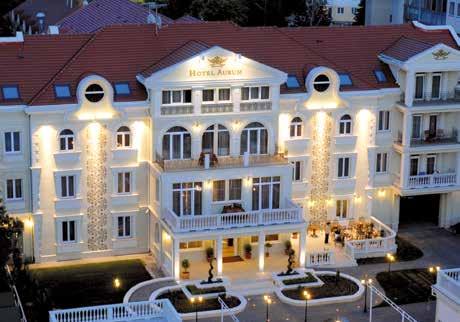 A Hotel Aurum is itt található, és eleganciájával, hívogató hangulatával, wellness központjával és kiváló olasz éttermével országos hírnevet szerzett magának.