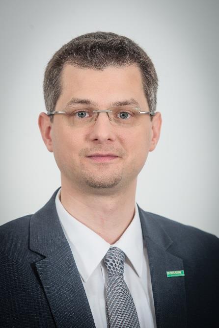 Bemutatkozás Dolgos Márton Okleveles villamosmérnök (2008) Bay Zoltán Alkalmazott Kutatási Közalapítvány - Junior kutató (2006) B.Braun Medical Kft.