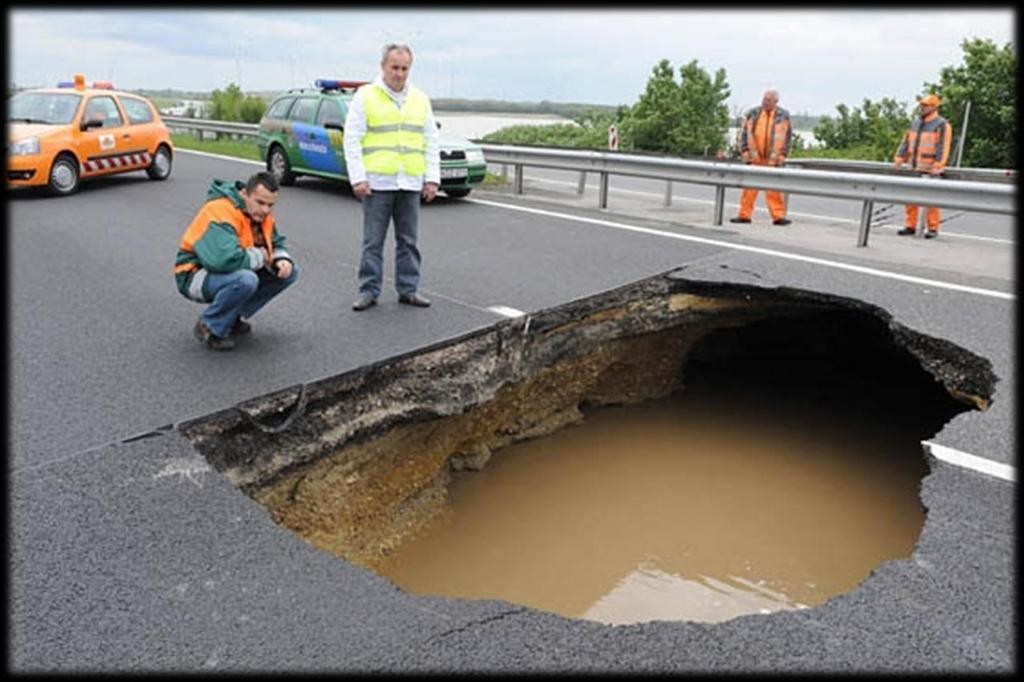 A KLÍMAVÁLTOZÁS HATÁSAI A KÖZLEKEDÉSI INFRASTRUKTÚRÁRA - PÉLDÁK 2010.05.19.