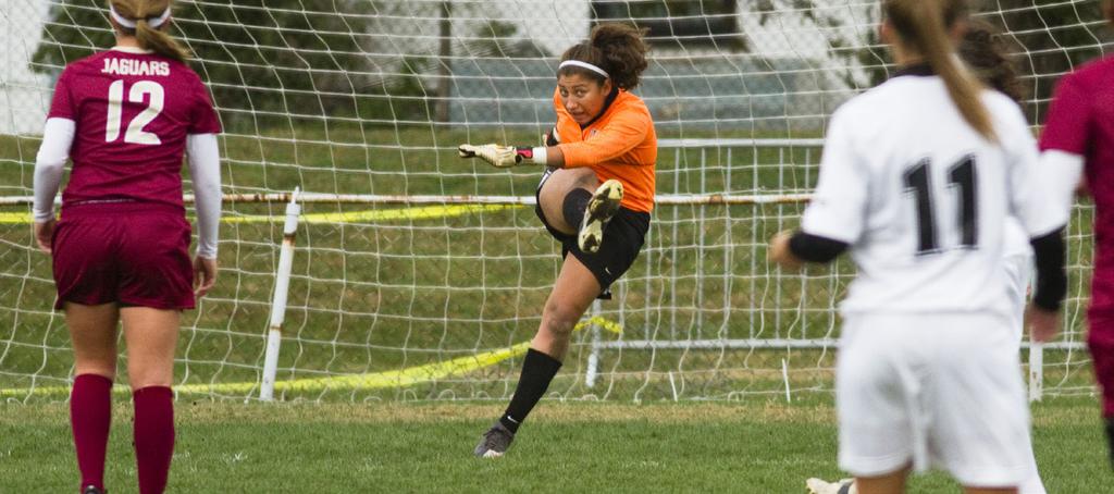 Points 1998: Karrie Reising 30 (13G/4A) 1999: Karrie Reising 17 (7G/3A) 2000: Tara Latella 33 (14G/5A) 2001: Sarah Leonard 13 (6G/1A) 2002: Tara Latella 17 (8G/1A) 2003: Kathryn Reuter 9 (3G/3A)