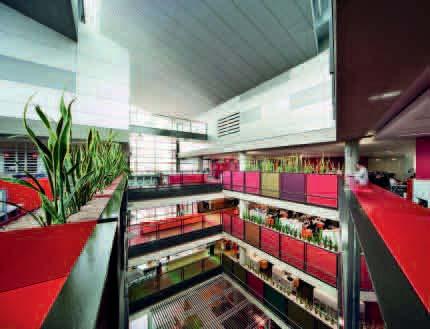 ANZ Head Office Melbourne, Australia 84,000m2 This project used CF series bare finished
