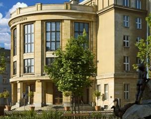 Csaknem két évtizedig Szlovákiában ez volt az egyetlen főiskola, mivel csak 1938-ban nyitották meg a következő főiskolát az egyik keleti nagyvárosban.
