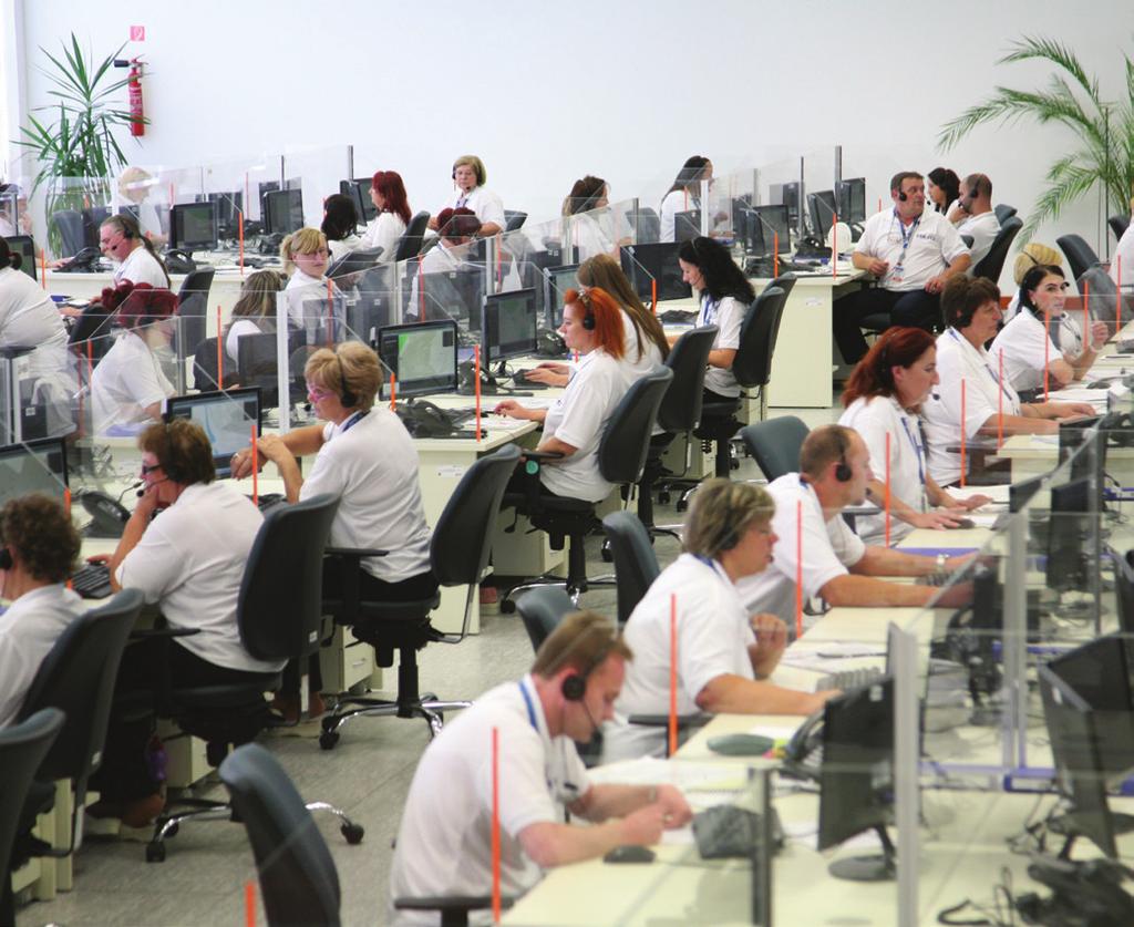 A tűzoltókat ugye még mindig a 105-ös számon érem el? Igen is, meg nem is. A 105-ös nemzeti segélyhívó szám már a rendőrség miskolci vagy szombathelyi Központi Hívásfogadójában cseng, akárcsak a 112.