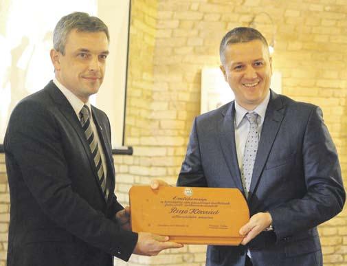 szempontjából prioritást élvező műemlékek listáján. A mintegy 600 méter hosszú kaszárnyaépület (Folytatás a 2.