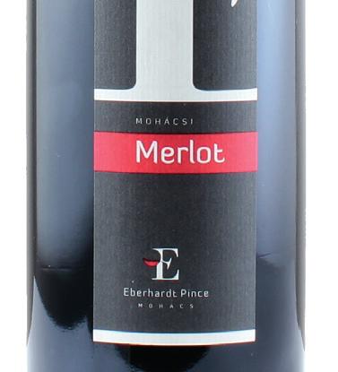 Van tartalma, sűrű, alacsony savval, sok gyümölccsel rendelkező merlot némi kakaóval és enyhe tanninnal.