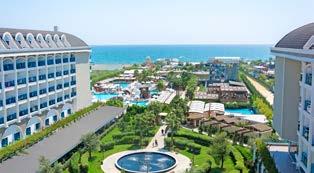 TÖRÖKORSZÁG / ANTALYA U Ultra 225 200 Ft www.limakhotels.com (00 90) 242 824 5300 LIMAK LARA DELUXE HOTEL & RESORT Fekvése: A szálloda közvetlenül Lara Beachen fekszik, a nemzetközi repülőtértől kb.