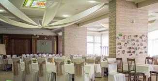 Kedves Házasulandók! Köszönjük, hogy a Dabas Hotel felkeltette érdeklődéseteket. Életetek egyik legfontosabb eseményére készültök, szeretnétek, hogy a Nagy nap a legszebb legyen.