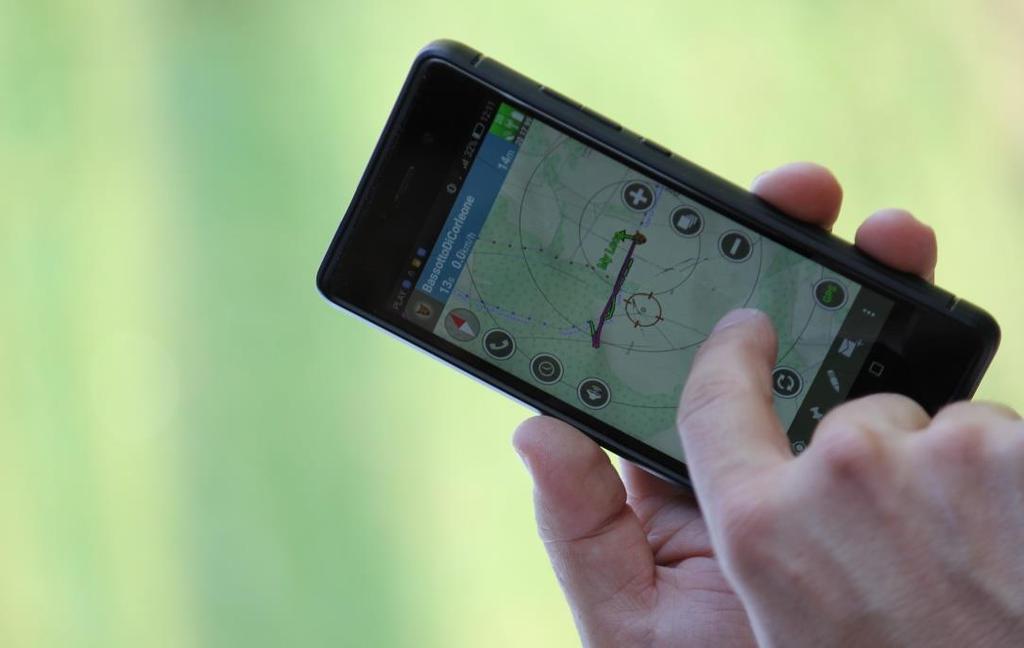 Tracker applikáció az első 14 nap INGYENES a próbaidőszak után a Tracker éves licenszét megvásárolhatja Tracker for Android App Tracker Hunter 4 megbízható, valós időben nyomon követheti saját,